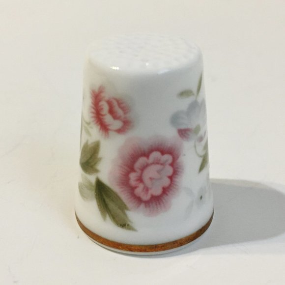 Minton Thimble Pink Floral Green Leaves White Fine Bone China Gold Trim England - Picture 1 of 6